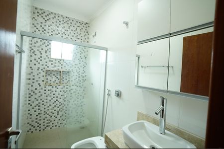 Casa para alugar com 239m², 3 quartos e 4 vagas