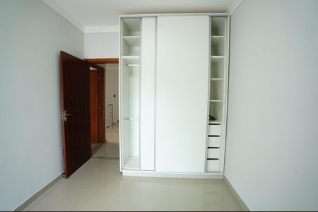 Casa para alugar com 239m², 3 quartos e 4 vagas