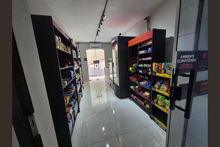 Apartamento à venda com 64m², 2 quartos e 1 vaga