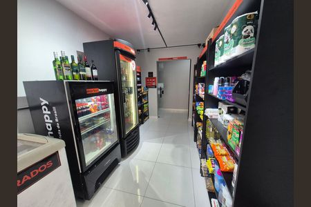Apartamento à venda com 64m², 2 quartos e 1 vaga