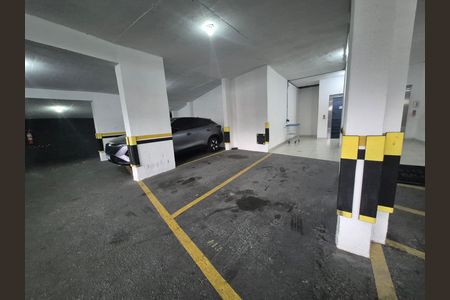 Apartamento à venda com 64m², 2 quartos e 1 vaga