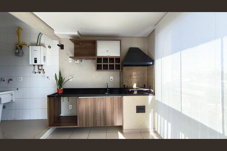 Apartamento para alugar com 72m², 2 quartos e 1 vaga Apartamento para alugar com 72m², 2 quartos e 1 vagaVaranda