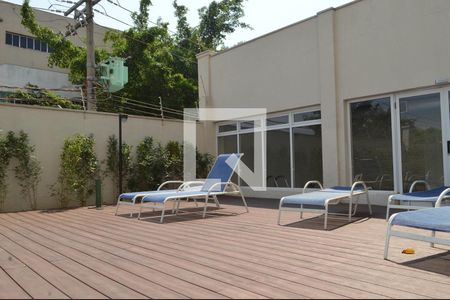 Apartamento para alugar com 72m², 2 quartos e 1 vaga Apartamento para alugar com 72m², 2 quartos e 1 vagaPiscina