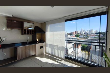 Apartamento para alugar com 72m², 2 quartos e 1 vaga Apartamento para alugar com 72m², 2 quartos e 1 vagaVaranda