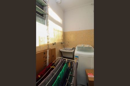 Apartamento à venda com 60m², 2 quartos e 1 vaga Apartamento à venda com 60m², 2 quartos e 1 vagaÁrea de Serviço