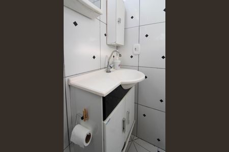 Apartamento à venda com 60m², 2 quartos e 1 vaga Apartamento à venda com 60m², 2 quartos e 1 vagaBanheiro
