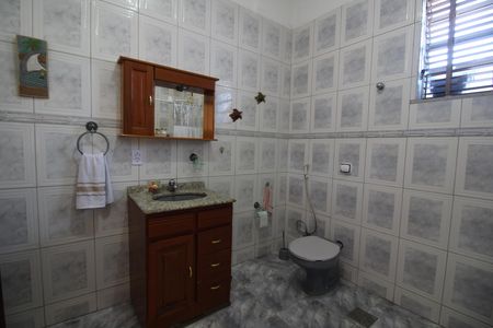 Casa para alugar com 140m², 3 quartos e 4 vagasBanheiro