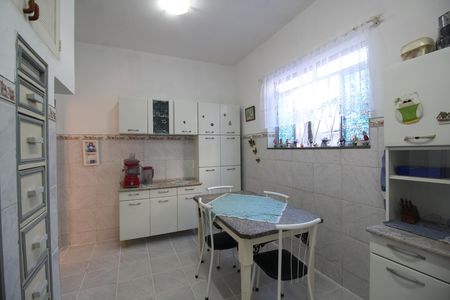 Casa para alugar com 140m², 3 quartos e 4 vagasCozinha
