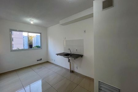 Sala/Cozinha de apartamento para alugar com 1 quarto, 25m² em Sacoma, São Paulo