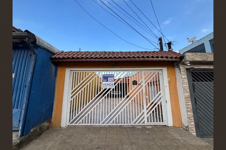 Casa à venda com 135m², 2 quartos e 3 vagasFachada 