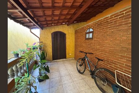 Casa à venda com 135m², 2 quartos e 3 vagasQuintal 