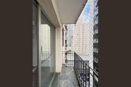 Apartamento para alugar com 65m², 2 quartos e 1 vaga Apartamento para alugar com 65m², 2 quartos e 1 vagaVaranda