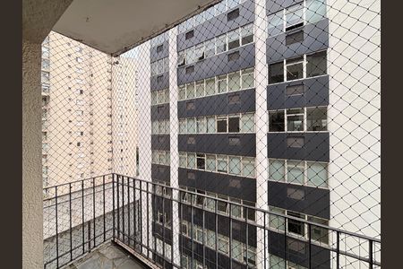 Apartamento para alugar com 65m², 2 quartos e 1 vaga Apartamento para alugar com 65m², 2 quartos e 1 vagaVaranda