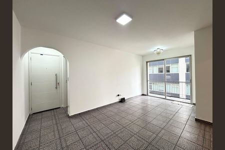 Apartamento para alugar com 65m², 2 quartos e 1 vaga Apartamento para alugar com 65m², 2 quartos e 1 vagaSala