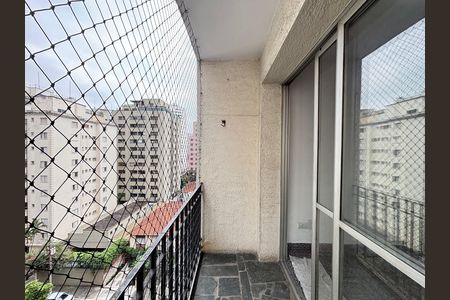 Apartamento para alugar com 65m², 2 quartos e 1 vaga Apartamento para alugar com 65m², 2 quartos e 1 vagaVaranda