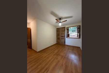Quarto 2 de casa de condomínio à venda com 5 quartos, 204m² em Retiro do Chalé, Brumadinho