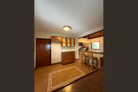 Cozinha de casa de condomínio à venda com 5 quartos, 204m² em Retiro do Chalé, Brumadinho