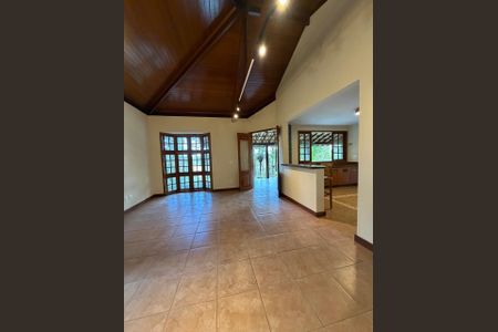 sala de casa de condomínio à venda com 5 quartos, 204m² em Retiro do Chalé, Brumadinho