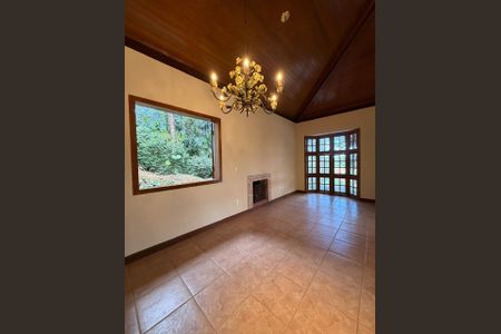 sala de casa de condomínio à venda com 5 quartos, 204m² em Retiro do Chalé, Brumadinho