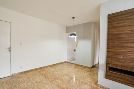 Sala de apartamento à venda com 2 quartos, 52m² em Jardim Santo André, Santo André