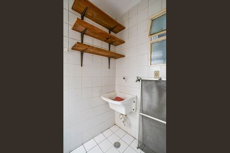 Apartamento à venda com 52m², 2 quartos e 1 vaga Apartamento à venda com 52m², 2 quartos e 1 vagaCozinha e Área de Serviço