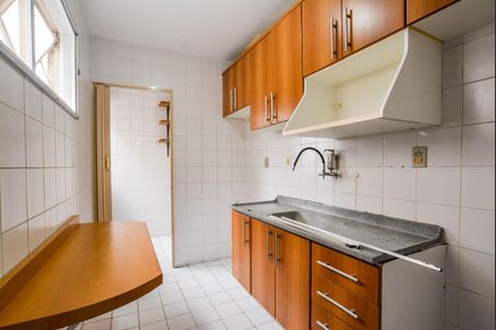 Apartamento à venda com 52m², 2 quartos e 1 vaga Apartamento à venda com 52m², 2 quartos e 1 vagaCozinha e Área de Serviço