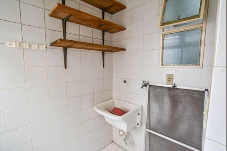 Apartamento à venda com 52m², 2 quartos e 1 vaga Apartamento à venda com 52m², 2 quartos e 1 vagaCozinha e Área de Serviço