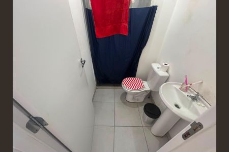 Apartamento à venda com 14m², 2 quartos e 1 vaga Apartamento à venda com 14m², 2 quartos e 1 vagaBanheiro