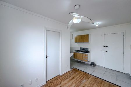 Apartamento à venda com 34m², 2 quartos e 1 vaga Apartamento à venda com 34m², 2 quartos e 1 vagaSala