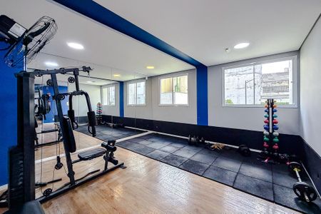 Apartamento à venda com 34m², 2 quartos e 1 vaga Apartamento à venda com 34m², 2 quartos e 1 vagaÁrea comum - Academia