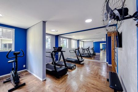 Apartamento à venda com 34m², 2 quartos e 1 vaga Apartamento à venda com 34m², 2 quartos e 1 vagaÁrea comum - Academia