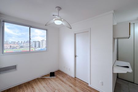 Apartamento à venda com 34m², 2 quartos e 1 vaga Apartamento à venda com 34m², 2 quartos e 1 vagaSala