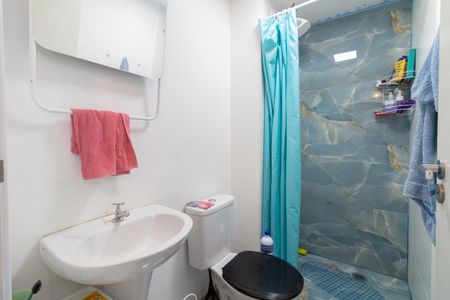 Banheiro de apartamento para alugar com 2 quartos, 38m² em Vila Butantã, São Paulo