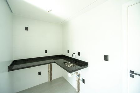 Apartamento para alugar com 29m², 1 quarto e sem vaga Apartamento para alugar com 29m², 1 quarto e sem vagaCozinha e área de serviço