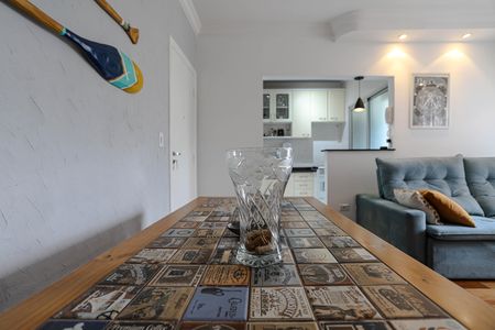 Apartamento para alugar com 58m², 2 quartos e 1 vaga Apartamento para alugar com 58m², 2 quartos e 1 vagaSala