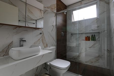 Apartamento para alugar com 58m², 2 quartos e 1 vaga Apartamento para alugar com 58m², 2 quartos e 1 vagaBanheiro