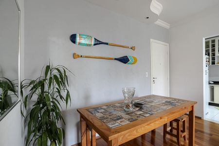 Sala de apartamento para alugar com 2 quartos, 58m² em Nova Mogilar, Mogi das Cruzes