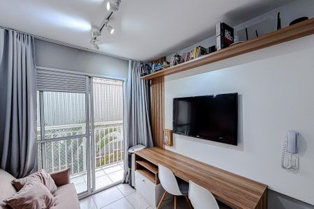 Apartamento à venda com 35m², 2 quartos e sem vaga Apartamento à venda com 35m², 2 quartos e sem vagaSala