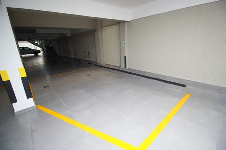 Garagem de apartamento à venda com 1 quarto, 75m² em Parque das Nações, Santo André