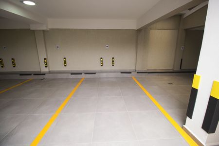 Garagem de apartamento à venda com 1 quarto, 76m² em Parque das Nações, Santo André