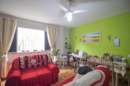 Sala de apartamento para alugar com 1 quarto, 60m² em Mutondo, São Gonçalo