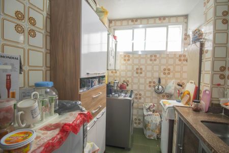 Cozinha e Área de Serviço de apartamento para alugar com 1 quarto, 60m² em Mutondo, São Gonçalo