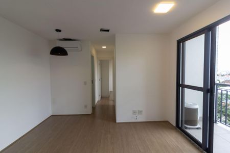 Sala de apartamento para alugar com 2 quartos, 46m² em Campininha, São Paulo