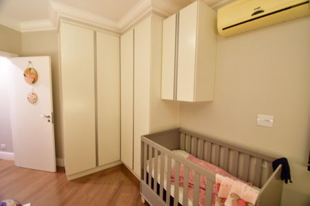 Casa de condomínio para alugar com 280m², 4 quartos e 4 vagasQuarto 2 