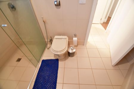 Casa de condomínio para alugar com 280m², 4 quartos e 4 vagasBanheiro Social