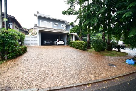 Casa de condomínio para alugar com 280m², 4 quartos e 4 vagasGaragem