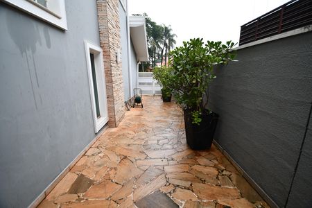 Casa de condomínio para alugar com 280m², 4 quartos e 4 vagasCorredor