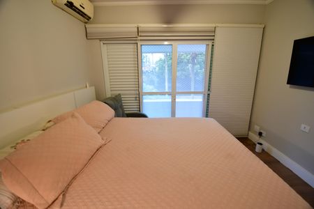 Casa de condomínio para alugar com 280m², 4 quartos e 4 vagasQuarto 4 - Suíte