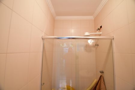 Casa de condomínio para alugar com 280m², 4 quartos e 4 vagasBanheiro de serviço
