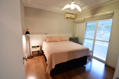 Casa de condomínio para alugar com 280m², 4 quartos e 4 vagasQuarto 3